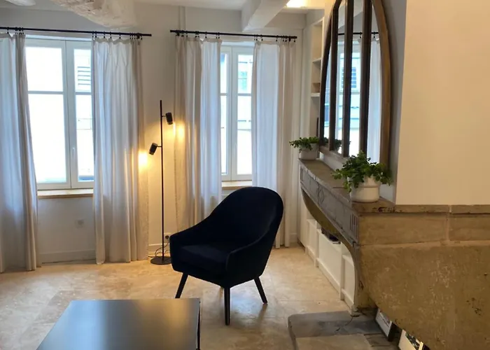 Le Petit Bourgeois - Duplex En Vieille Appartement